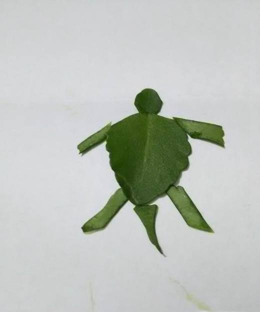 如何制作幼儿树叶趣味粘贴画