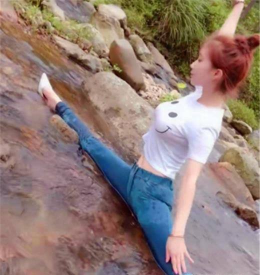 怎样练一字马
