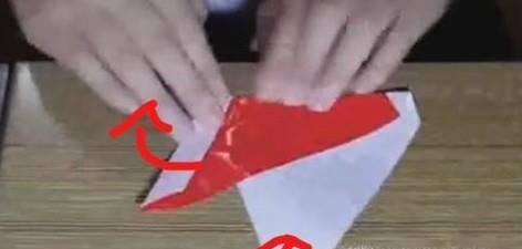 用卡纸怎么做圣诞帽