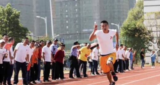 4乘100米接力技巧