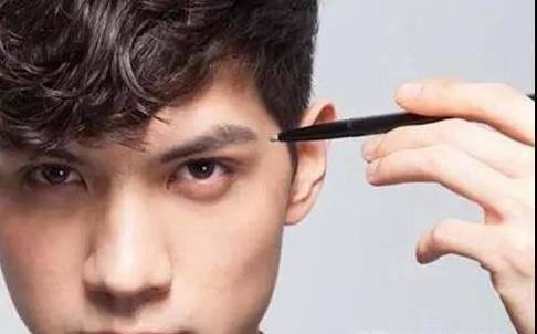 男生学习化妆好不好找工作