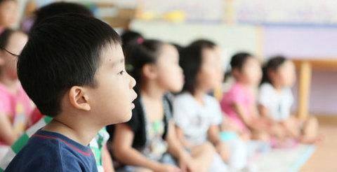 幼儿园小班上课如何组织纪律？