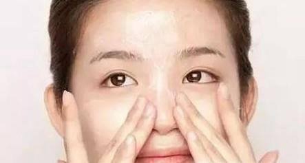 女人能用男士洗面奶吗?女士怎么用男士洗面奶
