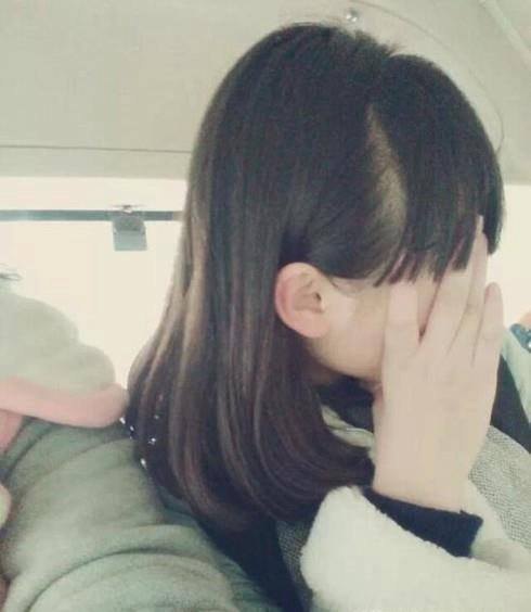 女生好看的中长发型