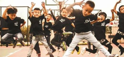小孩练街舞有什么好处