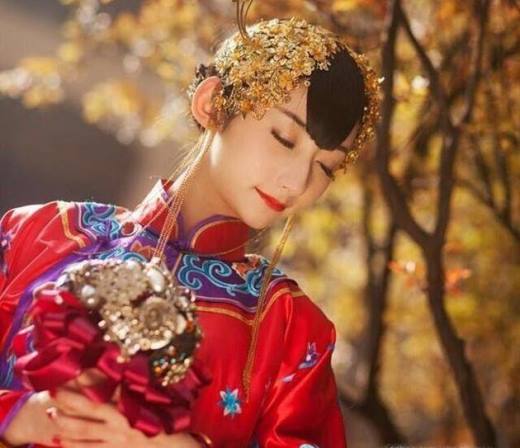 漂亮用英语怎么写