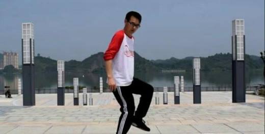 初学者怎么学习鬼步SEVE的奔跑步
