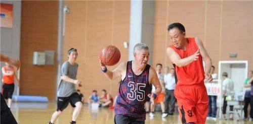 篮球比赛规则有哪些？