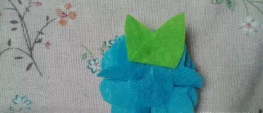 怎样用不织布diy小花朵