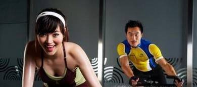 动感单车伤膝盖吗?