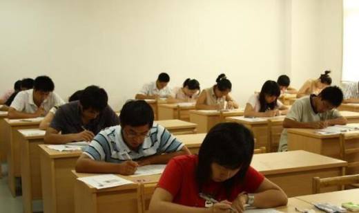 怎样才能成为公立小学的老师?