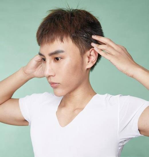 三七分发型打理教程